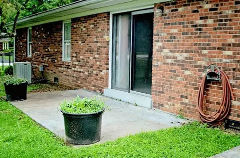 121 Compton Dr, Frankfort, KY 40601 photo 42