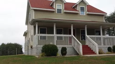 97 Clover Ln, Brodhead, KY 40409 photo 2