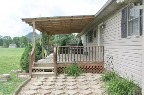 520 Red Lick Rd, Berea, KY 40403 photo 5