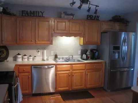 131 Eastern Ave, Lancaster, KY 40444 photo 18