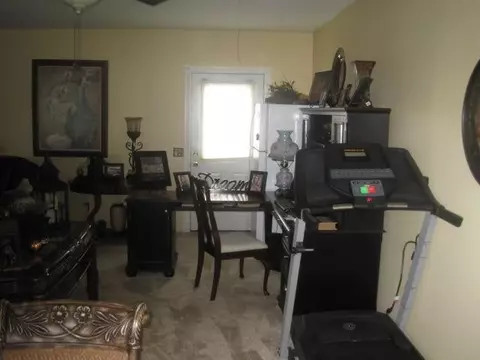 131 Eastern Ave, Lancaster, KY 40444 photo 17