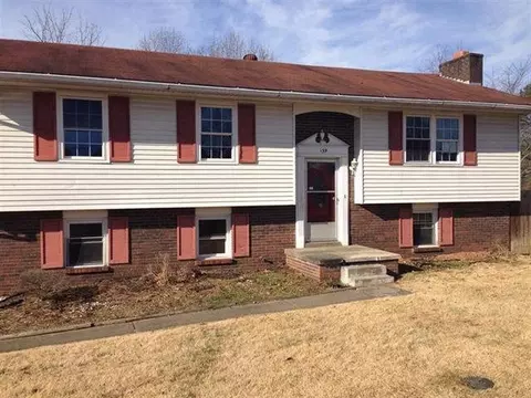 139 Meadowlark Cir, Corbin, KY 40701 photo 1