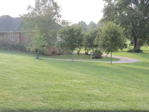 100 Lakeview Ct, Georgetown, KY 40324 photo 3
