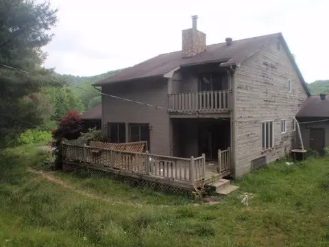 84 Warren Ln, Bimble, KY 40915 photo 2