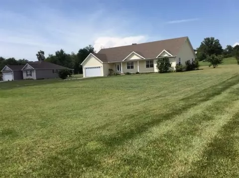 402 E Barker Ln, Berea, KY 40403 photo 32