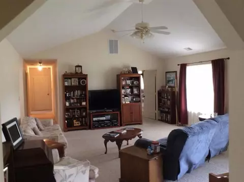 402 E Barker Ln, Berea, KY 40403 photo 11