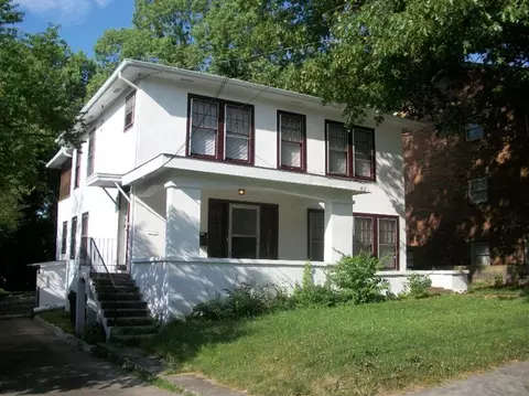 417 Oak St, Richmond, KY 40475 photo 1