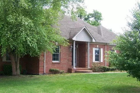 120 Stratton Pl, Mount Sterling, KY 40353 photo 4
