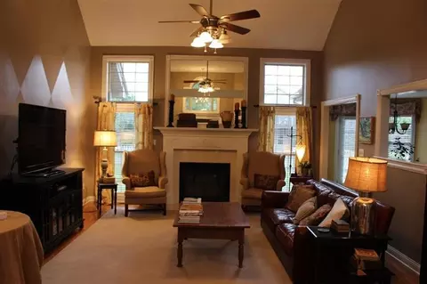 111 Pine Valley Dr, Georgetown, KY 40324 photo 3