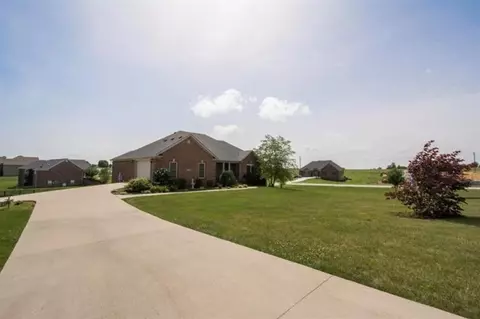 3000 Planters Row Dr, Richmond, KY 40475 photo 4