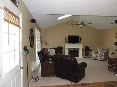 107 Browning, Georgetown, KY 40324 photo 7