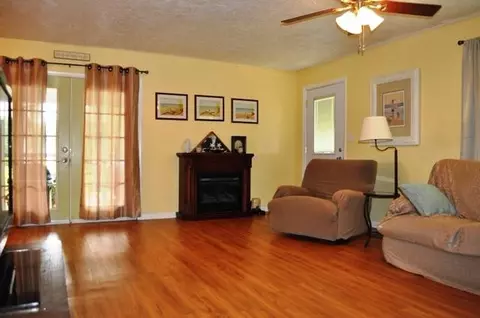 48 Meadow Dr, Stanton, KY 40380 photo 16