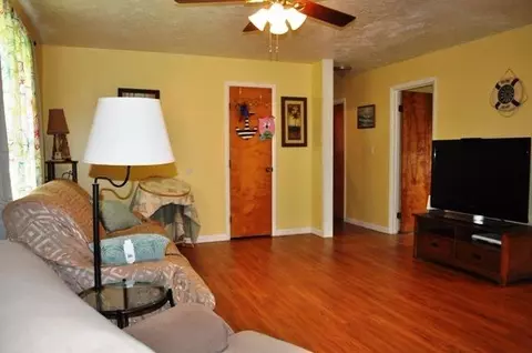 48 Meadow Dr, Stanton, KY 40380 photo 14