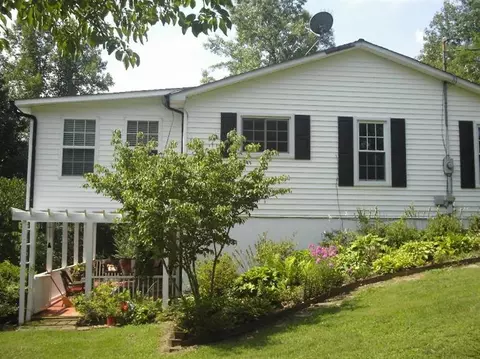 428 Beverly Rd, Corbin, KY 40701 photo 2