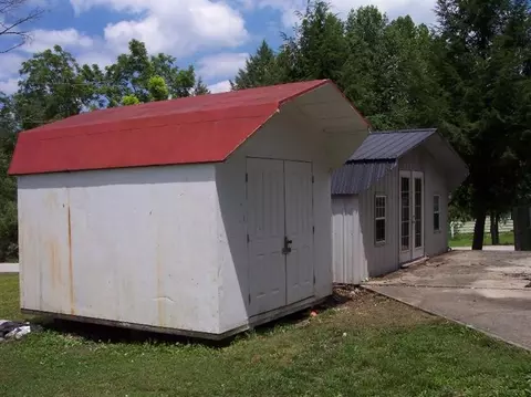 281 Riverside Loop, Lily, KY 40740 photo 3