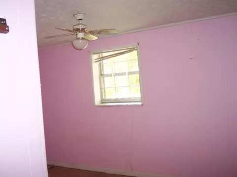 281 Riverside Loop, Lily, KY 40740 photo 10