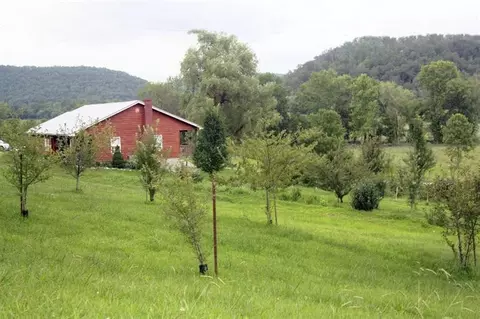 6744 Campton, Stanton, KY 40380 photo 1