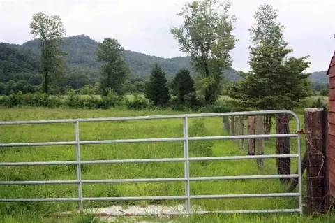 6744 Campton, Stanton, KY 40380 photo 19
