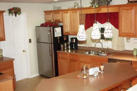 6744 Campton, Stanton, KY 40380 photo 14