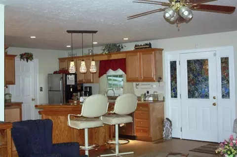 6744 Campton, Stanton, KY 40380 photo 10