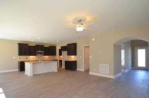 100 Waterside Dr, Georgetown, KY 40324 photo 2