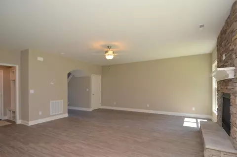 100 Waterside Dr, Georgetown, KY 40324 photo 3