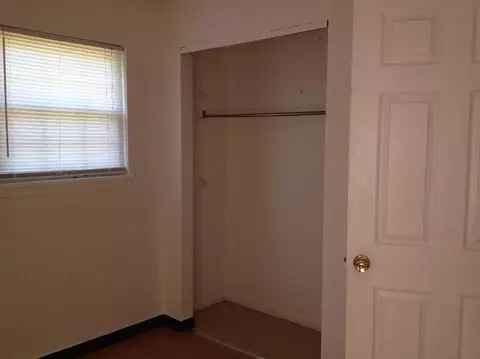 203 Static Rd, Paris, KY 40361 photo 10