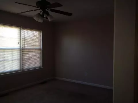 203 Static Rd, Paris, KY 40361 photo 8