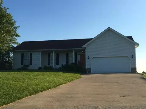 1133 Settlement Dr, Lancaster, KY 40444 photo 2