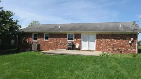 136 Southern Dr, Perryville, KY 40468 photo 2