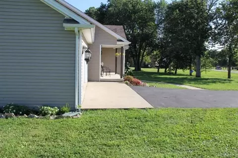 263 Rolling Mdws, Lancaster, KY 40444 photo 4