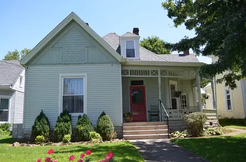 404 Chestnut St, Georgetown, KY 40324 photo 2