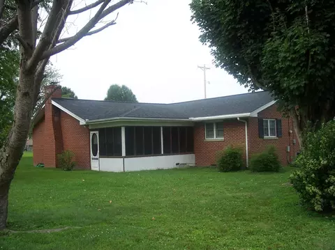 1908 Snyder St, Corbin, KY 40701 photo 2