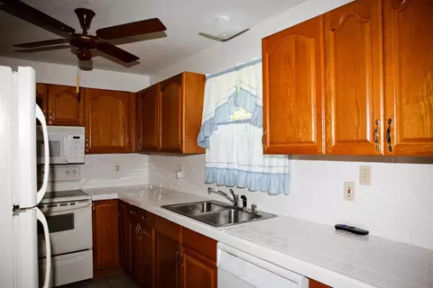 600 W 8th St, Corbin, KY 40701 photo 3