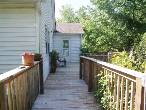 102 Hanson St, Berea, KY 40403 photo 2