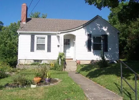 102 Hanson St, Berea, KY 40403 photo 1