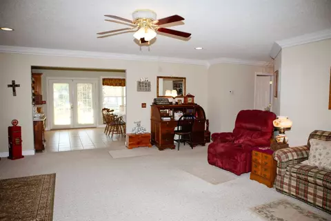 72 Fieldstone Dr, Corbin, KY 40701 photo 5