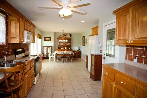 72 Fieldstone Dr, Corbin, KY 40701 photo 10