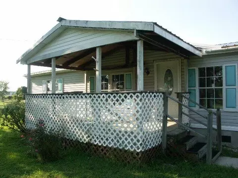 47 Courage Rd, Waco, KY 40385 photo 3