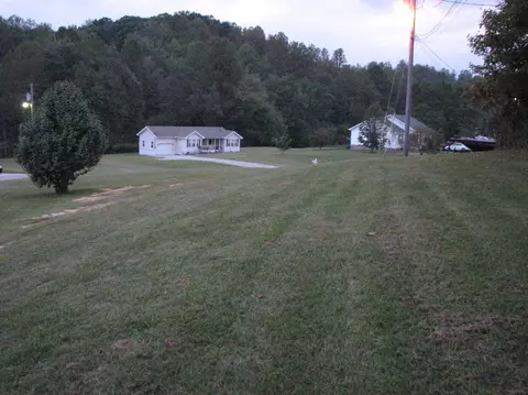 161 Macbennett Dr, Williamsburg, KY 40769 photo 6