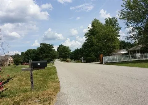 159 Mountain View Dr, Berea, KY 40403 photo 3