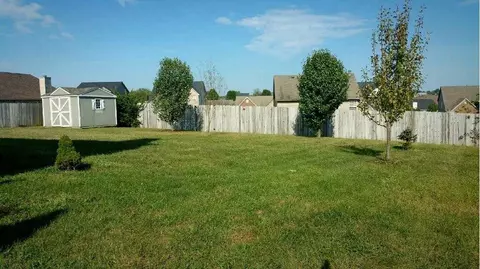 809 Aster Ct, Richmond, KY 40475 photo 3