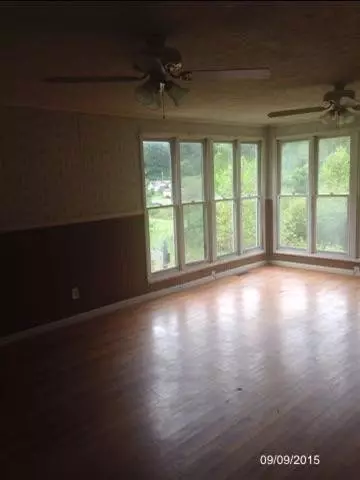 6363 E Highway 221, Bledsoe, KY 40810 photo 15