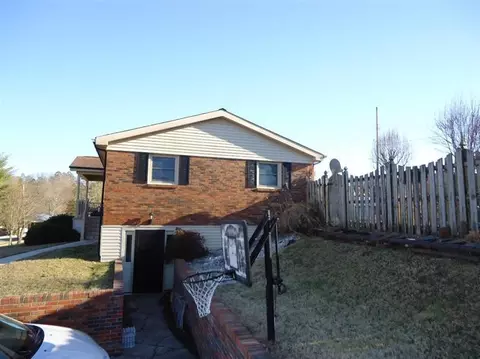 87 Mcfadden Cir, Corbin, KY 40701 photo 4