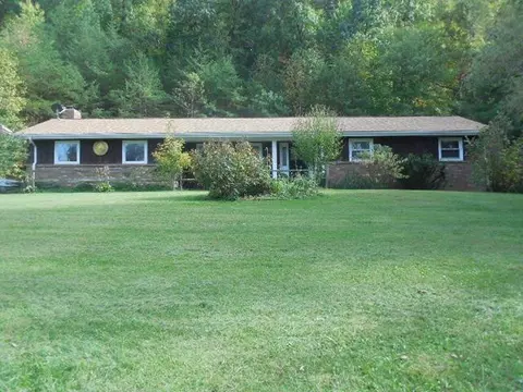 848 Fraley Dr, Morehead, KY 40351 photo 1