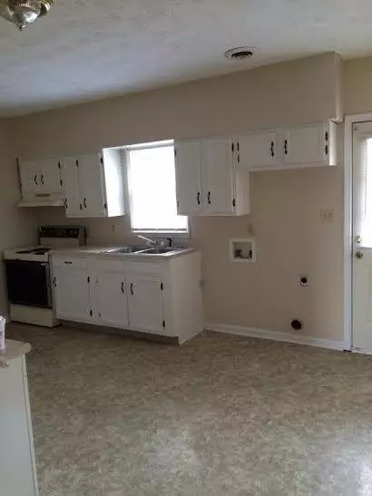 202 Daisey Rd, Berea, KY 40403 photo 3