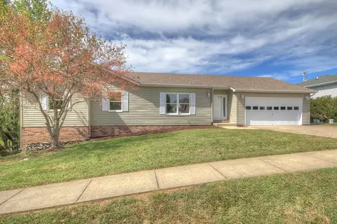 614 Benjamin Dr, Richmond, KY 40475 photo 1