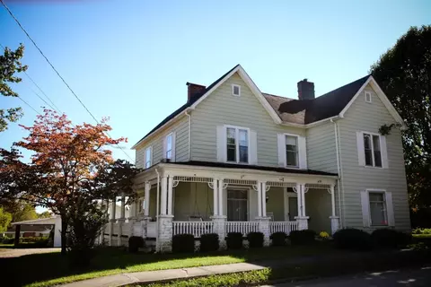 435 Engineer St, Corbin, KY 40701 photo 2