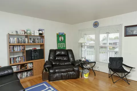 207 E Showalter Dr, Georgetown, KY 40324 photo 4