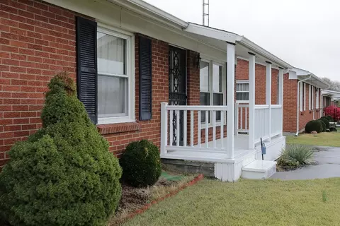 207 E Showalter Dr, Georgetown, KY 40324 photo 3